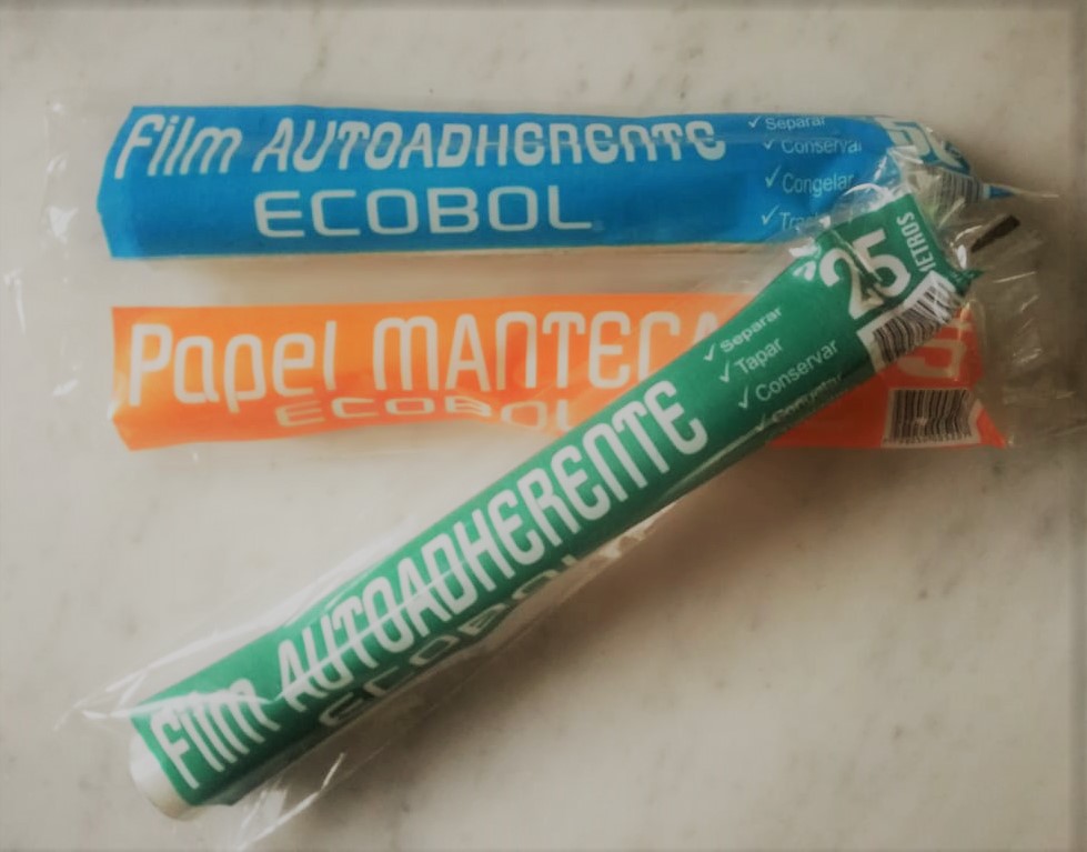 FILM AUTOADHERENTE